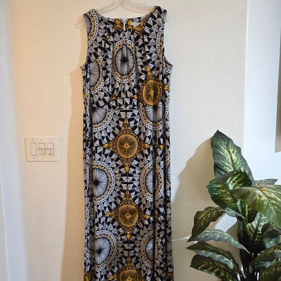 Sleeveless Geometric Print Maxi Dress - Dark Navy Blue,white and Gold - Picture 3 of 15